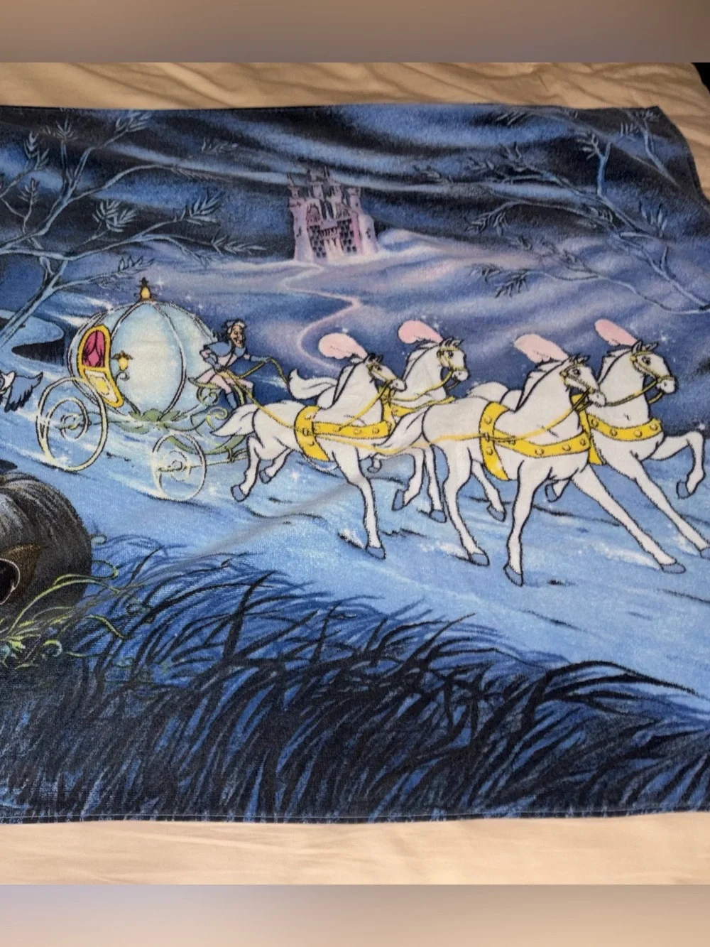 HTF Vintage disney Cinderella Castle Chariot And Horses Oversize 60” x 31”